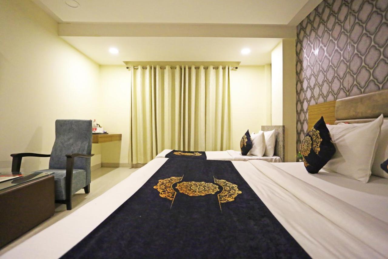 Hotel Ronit Royal Delhi Airport By D'Capitol นิวเดลี ภายนอก รูปภาพ